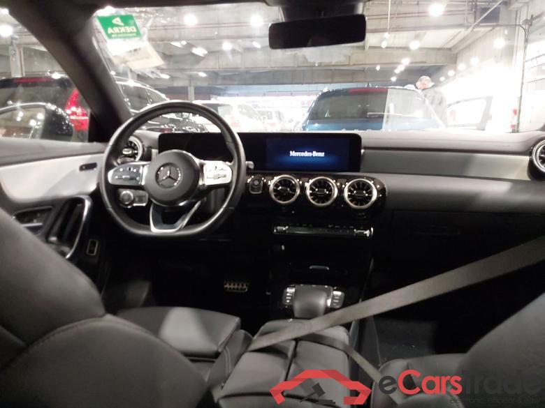 MERCEDES-BENZ CLA - Klasse 1.3 CLA 180 AMG LINE DCT #6