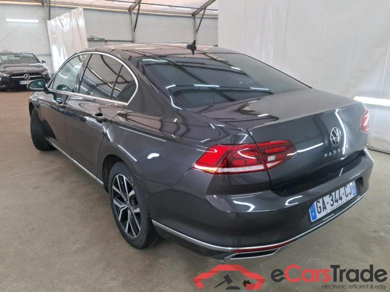 VOLKSWAGEN Passat / 2019 / 4P / Berline 2.0 TDI 150 SCR DSG7 LOUNGE #2