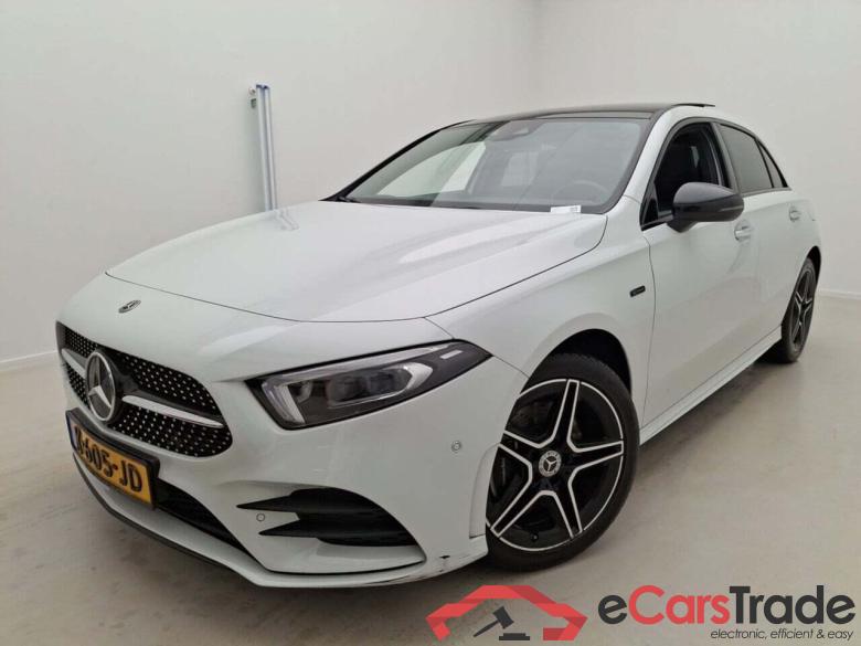 MERCEDES-BENZ A-klasse 250 e Bns Sol. AMG #1