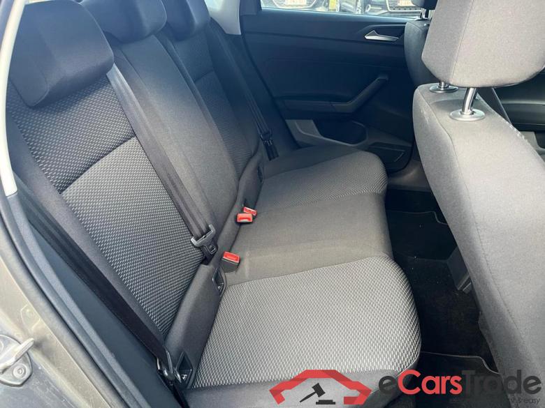 VOLKSWAGEN Polo New Polo Trendline 1.0   55 kW (75 ch) 5 vitesses manuel #5