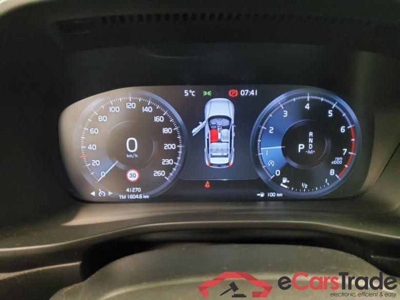 Volvo XC40 (2017->) DE - SUV5 T3 2WD EU6d, Inscription (EURO 6d), 2020 - 2022 #6