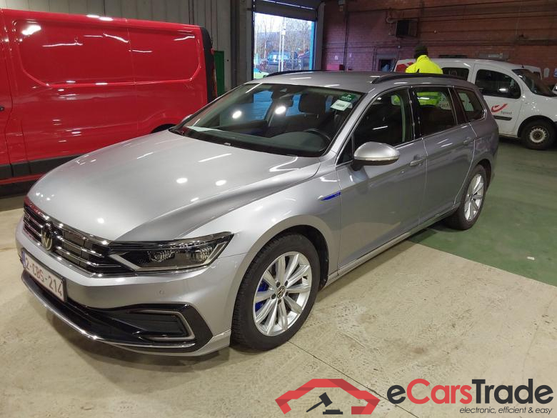 VOLKSWAGEN PASSAT VARIANT 1.4 TSI MSQ VARIANT GTE BUSINESS