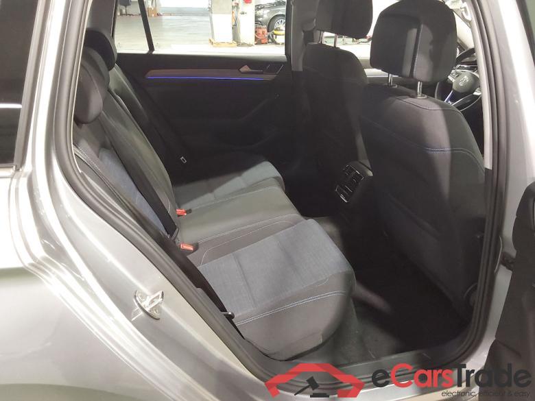 VOLKSWAGEN PASSAT VARIANT 1.4 TSI MSQ VARIANT GTE BUSINESS #5
