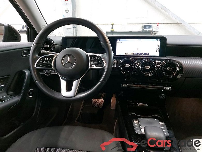 Mercedes-Benz A 180d Aut. Widescreen Navi-Pro Klima PDC ... #4