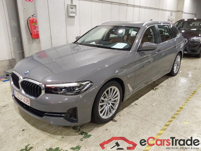 BMW 5-serie 2.0 530E 200KW XDRIVE AUTO TOURING