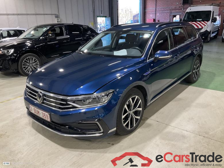 VOLKSWAGEN PASSAT VARIANT 1.4 TSI MSQ VARIANT GTE BUSINESS