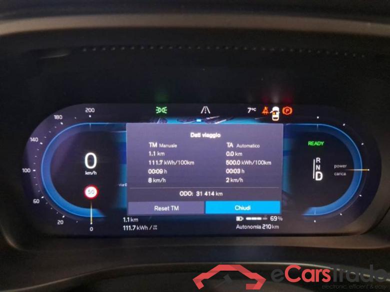 VOLVO XC40 / 2017 / 5P / SUV RECHARGE PRO #4