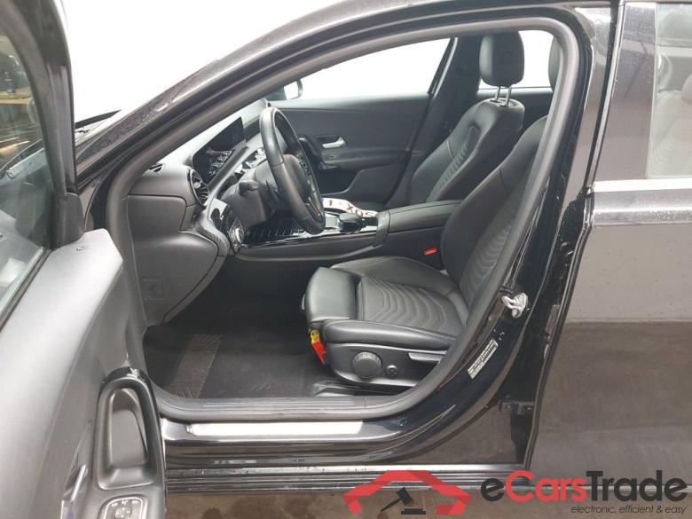 Mercedes-Benz A-Klasse A 180 d Business Solution Aut. 5d #3