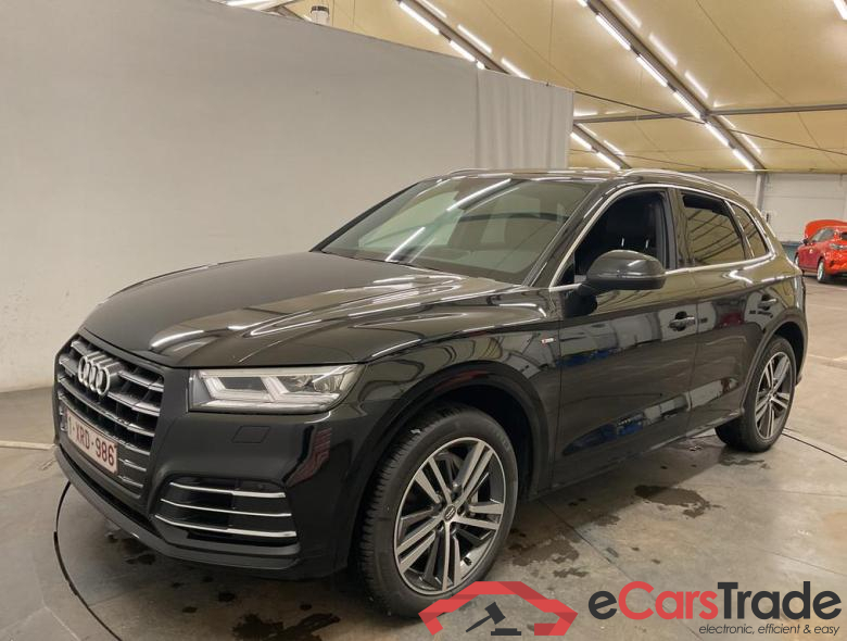 AUDI Q5 Audi Q5  Sport 55 TFSI e quattro 270(367) kW(ch) S tronic