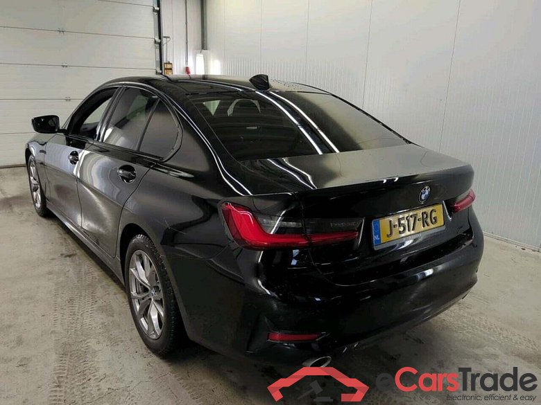 BMW 3-serie 320d Executive Ed. #6