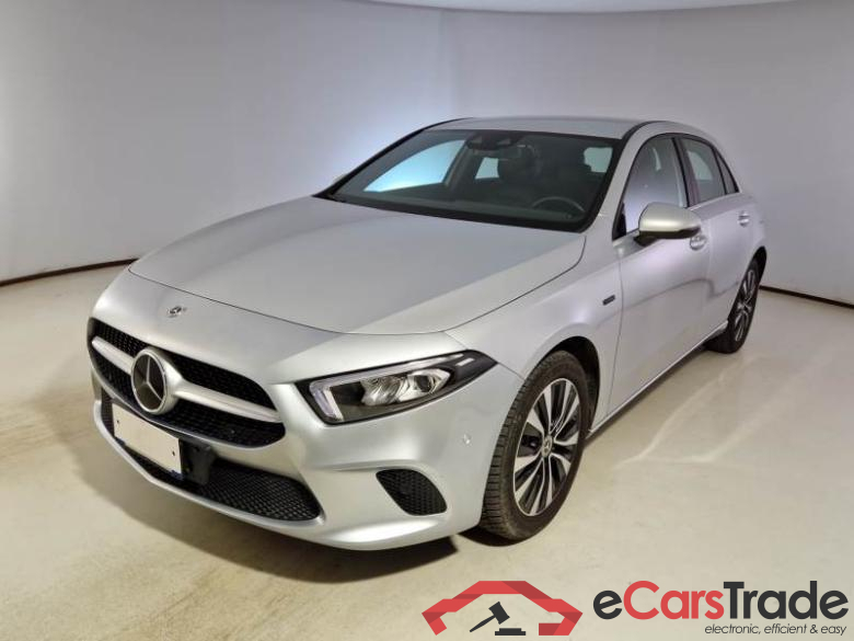 MERCEDES-BENZ CLASSE A / 2018 / 5P / BERLINA A 250 E EQ-POWER AUTO BUSINESS EXTRA