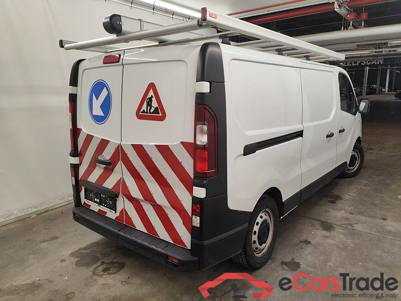 Renault Trafic L2H1 dCi 120 Grand Confort 2.9T 4d #2