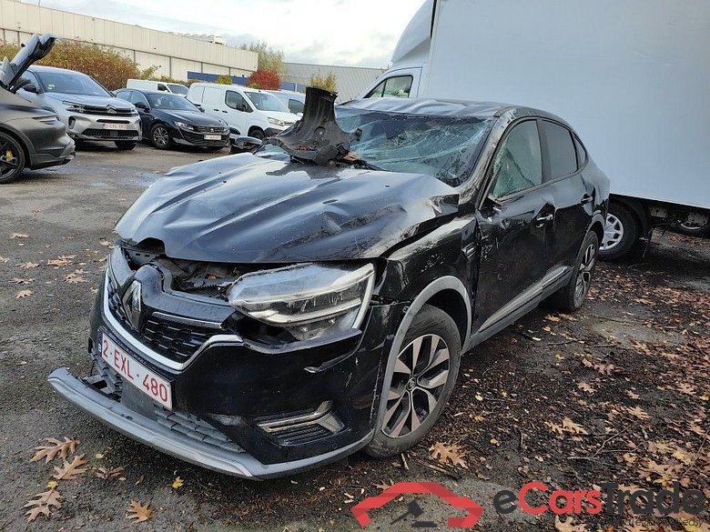 Renault Arkana TCe 140 EDC Zen 5d !! damaged car !!