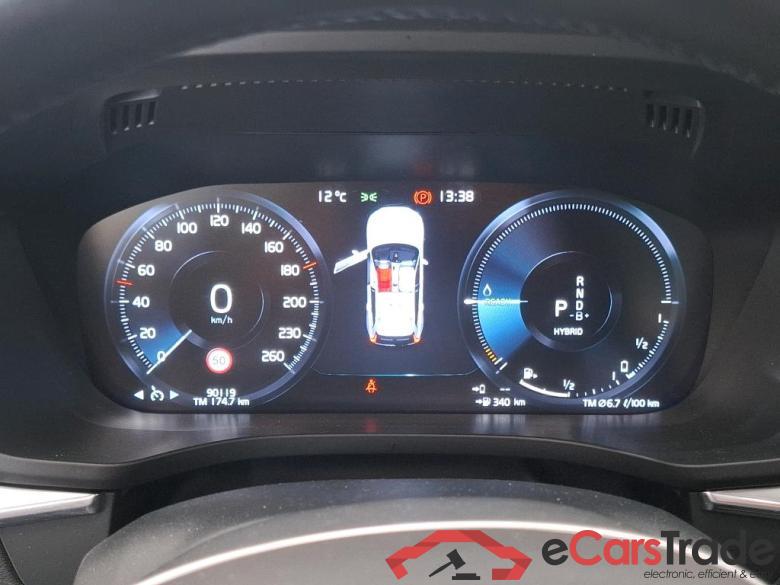 VOLVO XC60 / 2017 / 5P / SUV Recharge T6 340 Geartro Business Exe #6