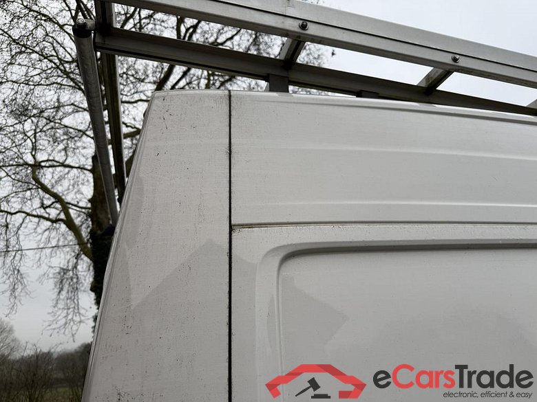 VOLKSWAGEN Crafter 35 Fourgon Mwb Hr Crafter 35 Fourgon L3H3 2,0 l TDI EU6 SCR FWD BMT 177ch (130KW) Boîte 6 vitesses mécanique #3