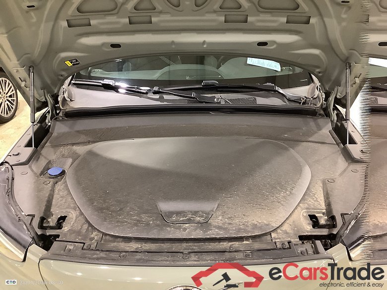 VOLVO XC40 BEV 82KWH RECHARGE EXTENDED RANGE PLUS #6