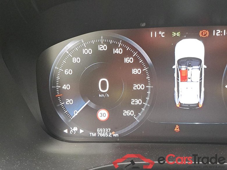 VOLVO XC60 / 2017 / 5P / todoterreno 2.0 T6 AWD Recharge Inscription Auto #5