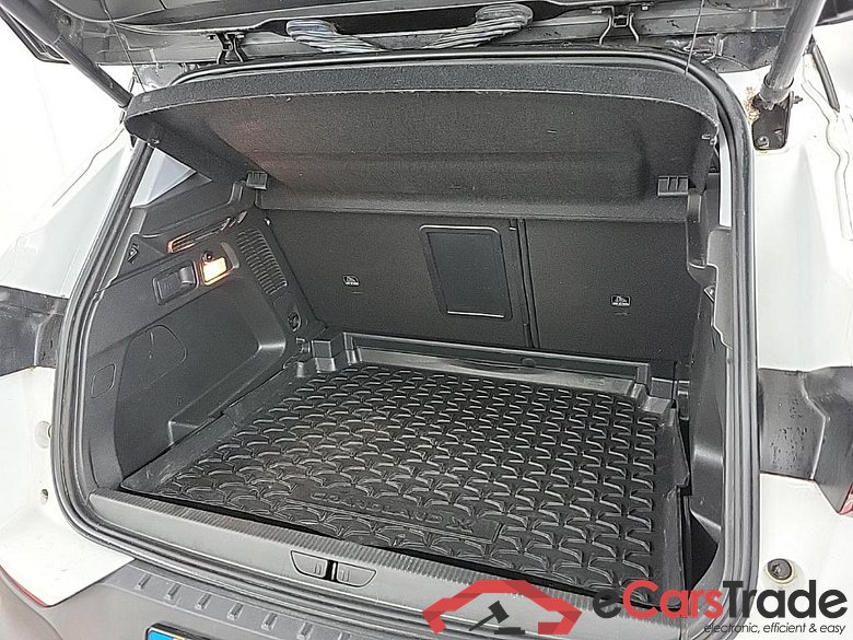 OPEL Grandland X 1.2 Turbo S&S 96kW Bus. Executive Auto 5D #5