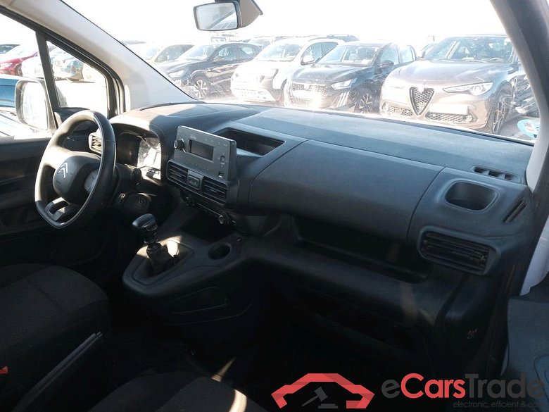 CITROEN Berlingo / 2018 / 4P / monovolumen compacto Talla M BlueHDi 100 S&S LIVE PACK #3