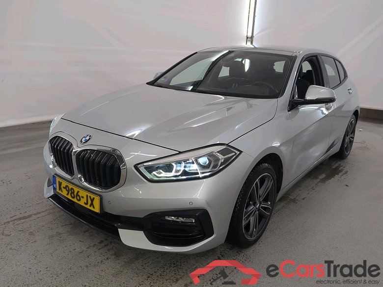 BMW 1 Serie 118i Sport Line 5d