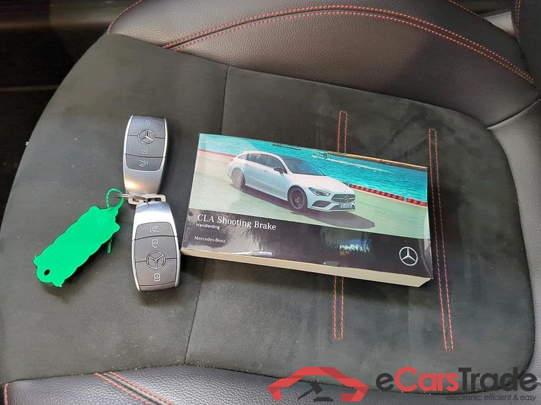 Mercedes-Benz CLA Shooting Brake CLA 180 DCT Business Solution AMG 5d #4