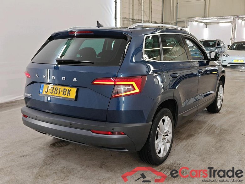 Skoda Karoq 1.5 TSI ACT Greentech DSG Buss Edition 5d #2
