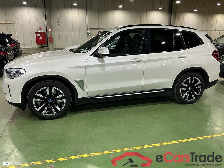BMW IX3 80KWH AUTO #3