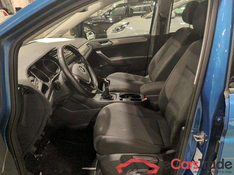 VOLKSWAGEN TOURAN 1.5 TSI TRENDLINE #5