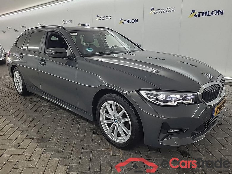 BMW 3-serie Touring 318iA Business Edition Plus 5D 115kW #2