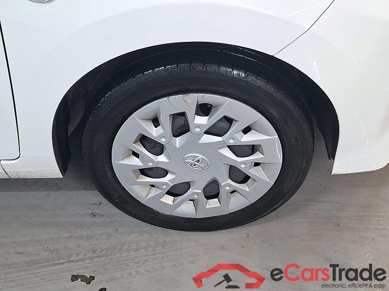 TOYOTA Aygo 53 kW #6