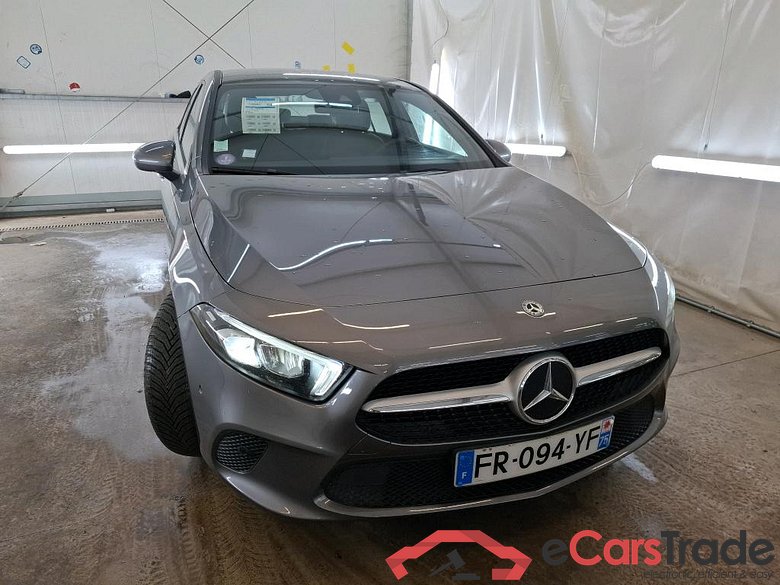 MERCEDES-BENZ Classe A Berline / 2018 / 4P / Berline A 200 Business Line 7G-DCT #4