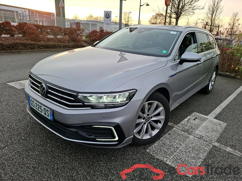 VOLKSWAGEN Passat SW / 2019 / 5P / Break 1.4 TSI DSG HYBRIDE RECHARGEABLE SW GTE #2