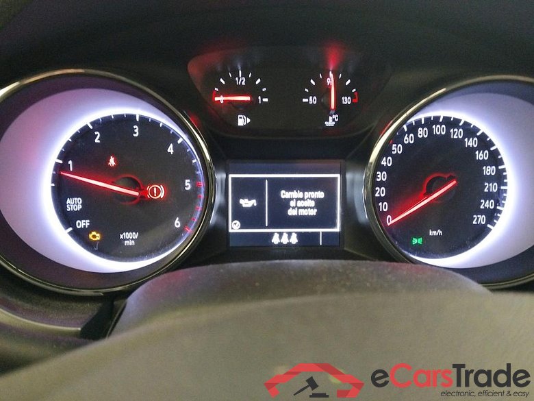 OPEL Astra / 2015 / 5P / berlina con portón 1.6 CDTi S/S 81kW (110CV) Selective #4