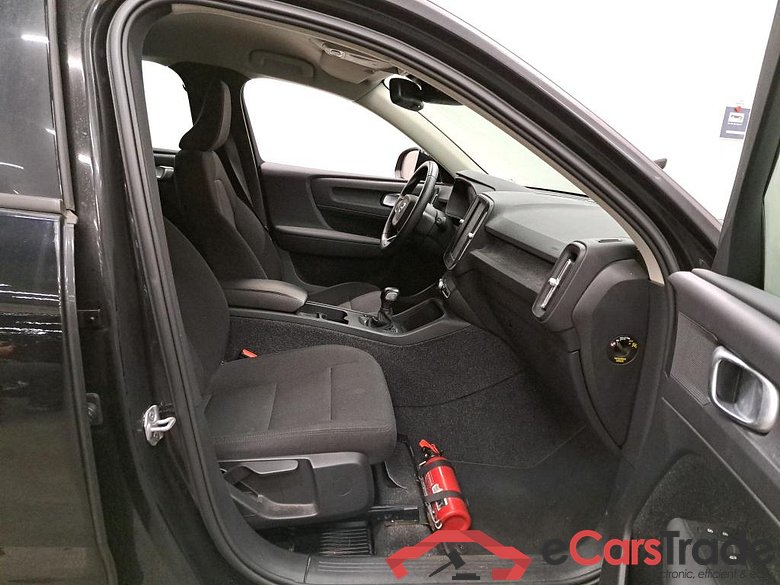 Volvo XC40 1.5 T2 LED Virtual Navi KeylessGo Klima PDC ... #6