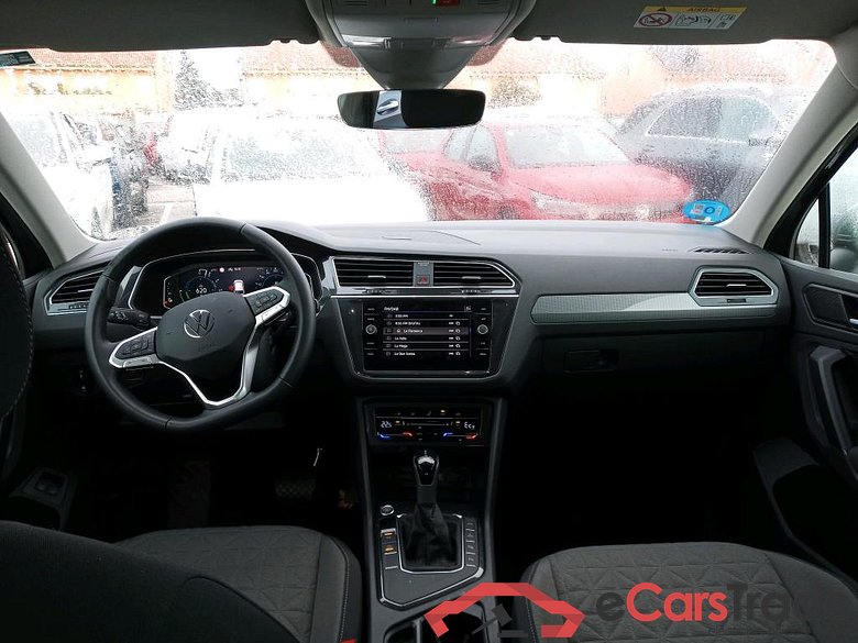 VOLKSWAGEN Tiguan / 2020 / 5P / todoterreno Life 1.4 TSI eHybrid 180kW (245CV) DSG #3