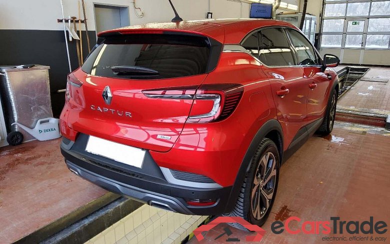 Renault Captur R.S. Line TCe 140 MHEV #3