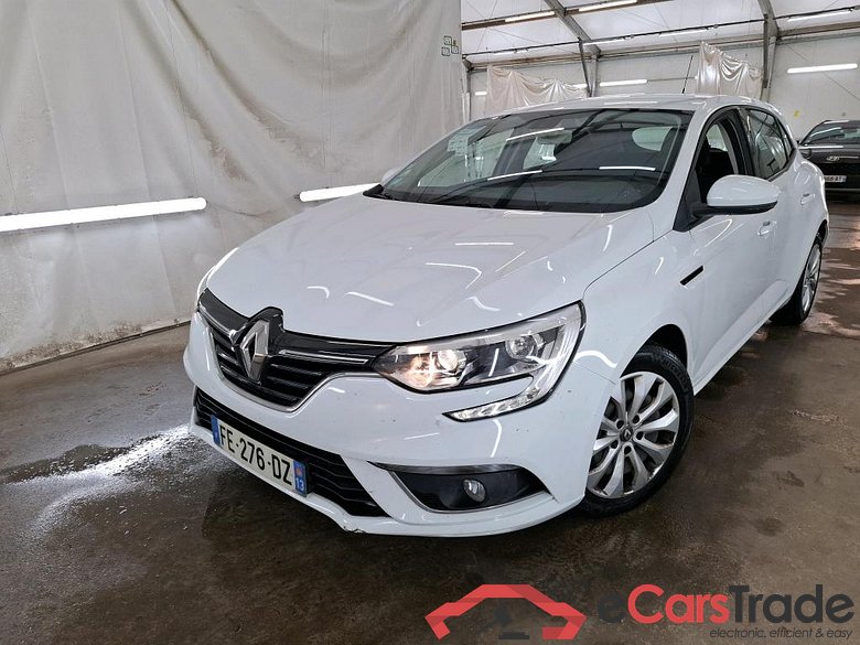 Megane IV Berline 5pt. Société Air Nav 1.5 dCi 90CV BVM6 E6 #1