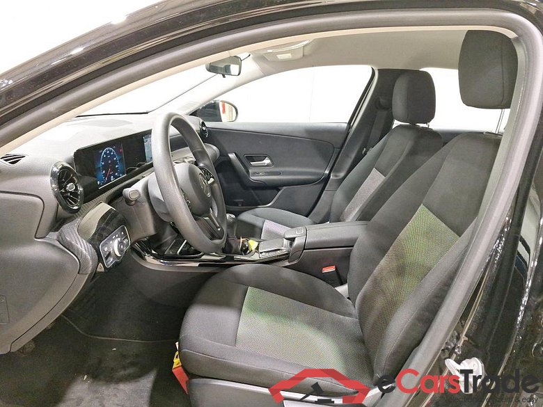 MERCEDES-BENZ CLASS A DIESEL (W177) A 180 d #5