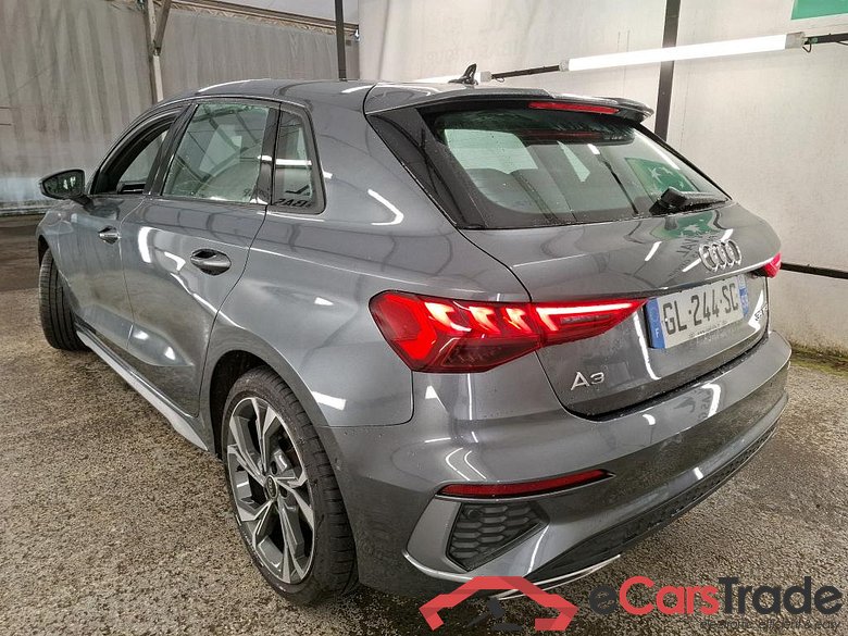 AUDI A3 Sportback / 2020 / 5P / Berline 35 TFSI 150 MHEV S Tronic S Line #2