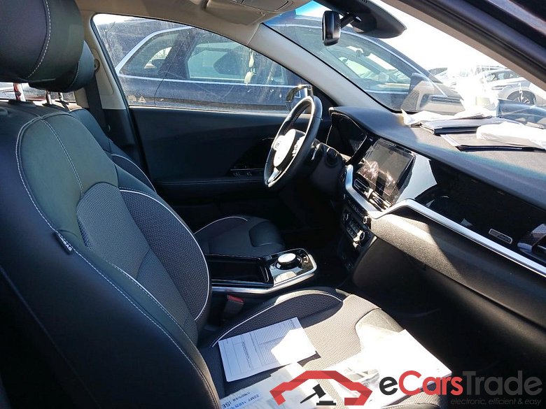 KIA e-Niro / 2016 / 5P / crossover e-Niro 150kW Emotion (Long Range) #6