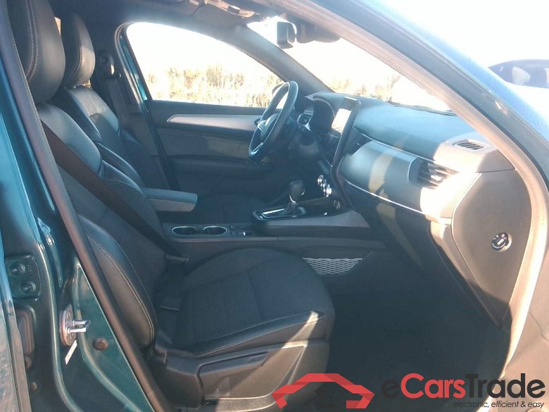 Arkana  Techno 1.3 TCE  140CV  BVA7  6E #5