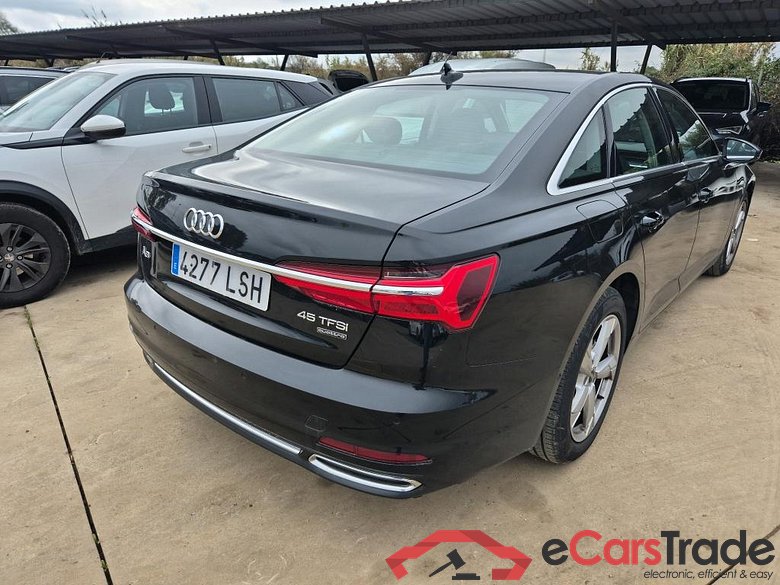 AUDI A6 / 2018 / 4P / sedán Sport 45 TFSI quattro-ultra #2