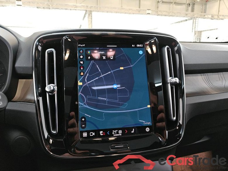 VOLVO XC40 300 kW #2