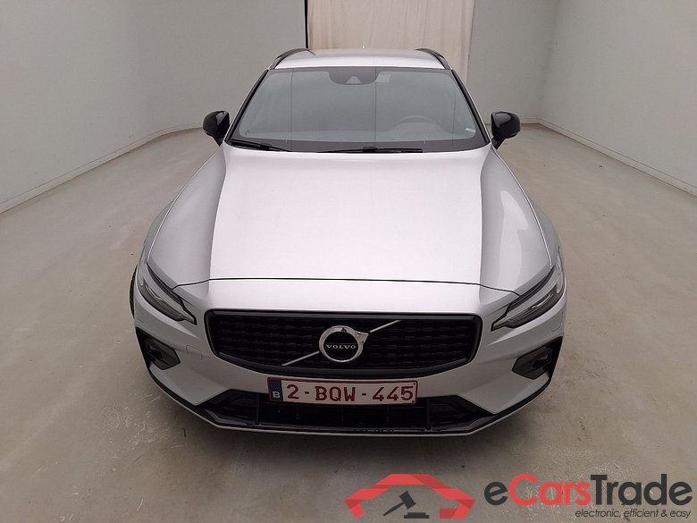 Volvo, V60 '18, Volvo V60 B3 R-Design DCT 5d #1
