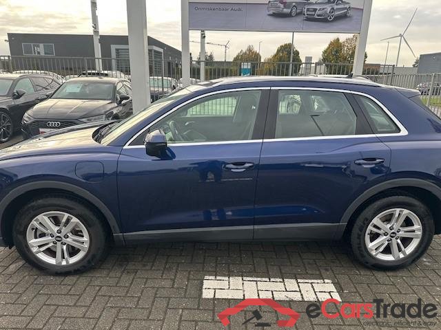AUDI Q3 PHEV 45 TFSIe PHEV Attraction S tronic #1