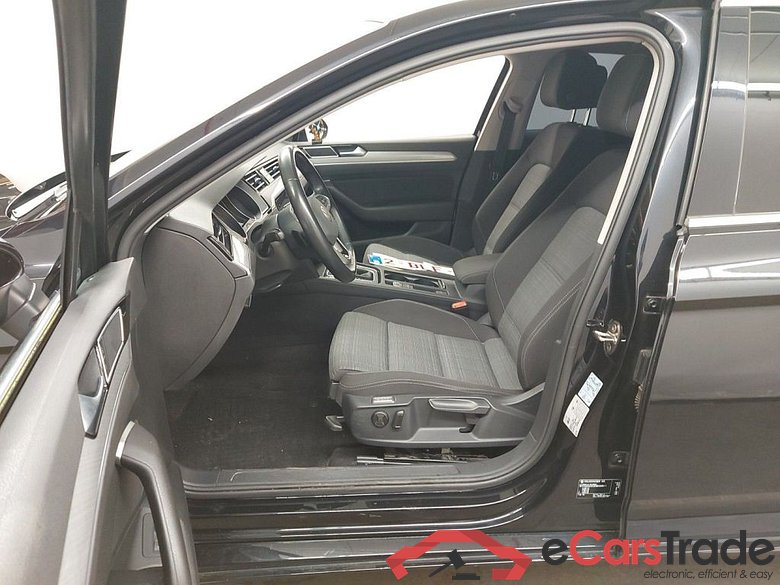 Volkswagen Passat 2.0 TDI 90kW Style Business DSG 4d #3