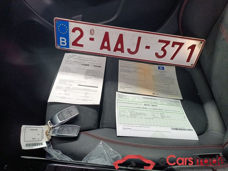 Mercedes-Benz A-Klasse Limousine A 250e Business Solution 4d #4