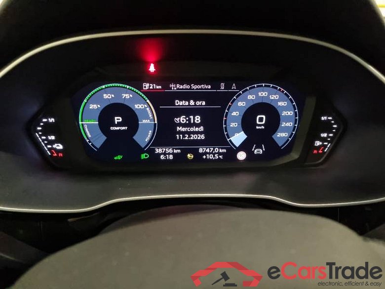 AUDI Q3 SPORTBACK / 2019 / 5P / SUV 45 TFSI E S TRONIC BUSINESS PLUS #4