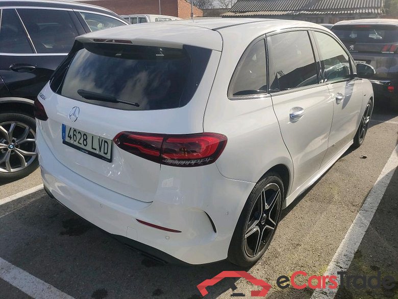 MERCEDES-BENZ Clase B / 2019 / 5P / monovolumen compacto B 200 d #2