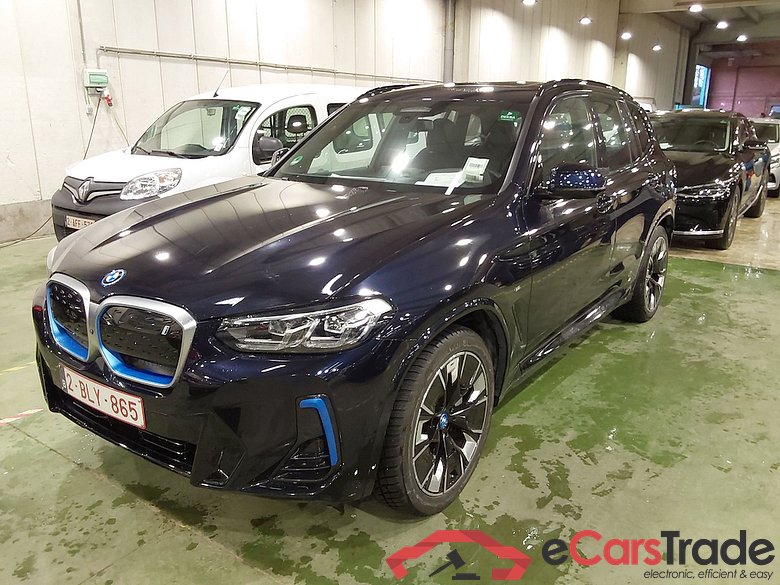 BMW IX3 80KWH AUTO